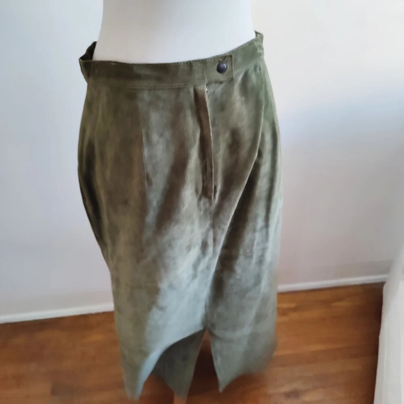 Vintage Deerskin Suede Skirt Set / Olive Green / Size 18 - Picture 8 of 11